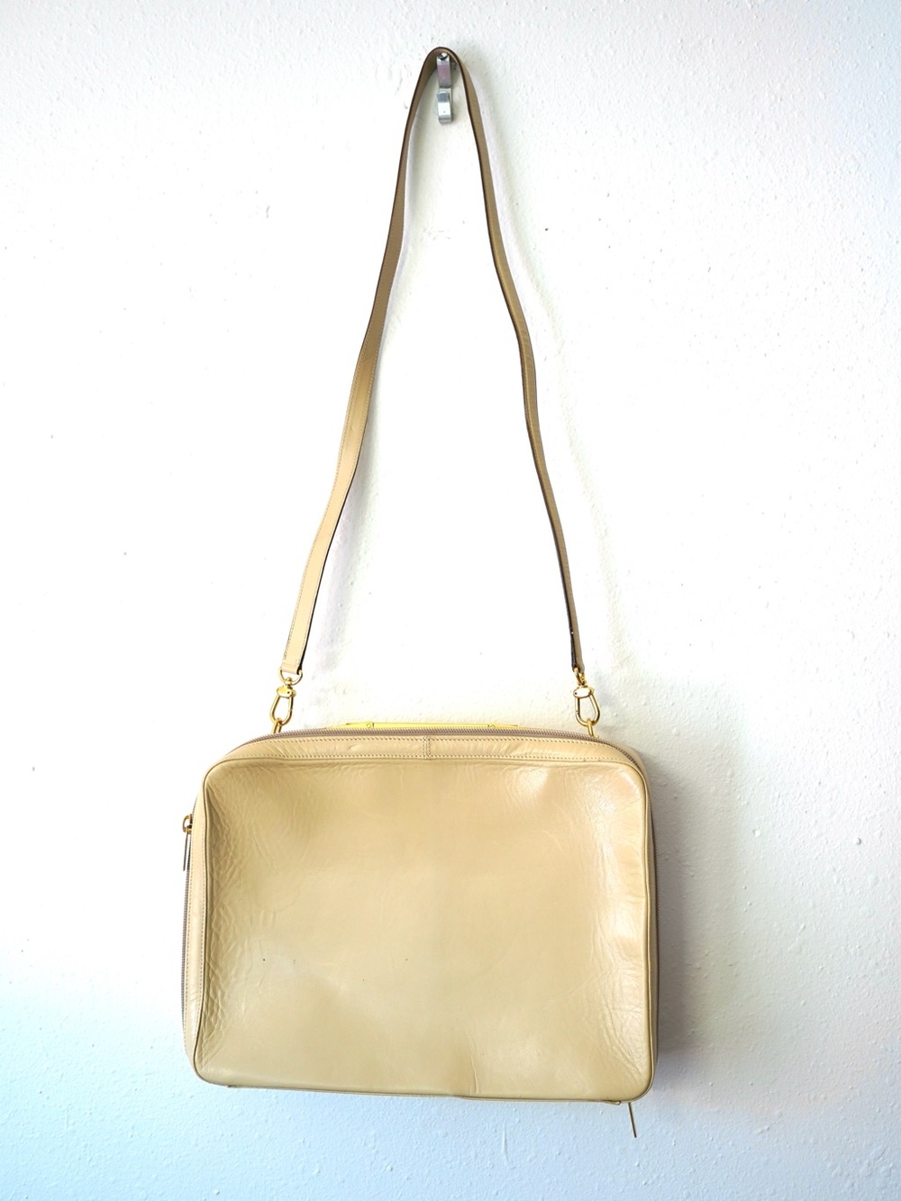 Vintage St. John Beige Leather Shoulder Bag